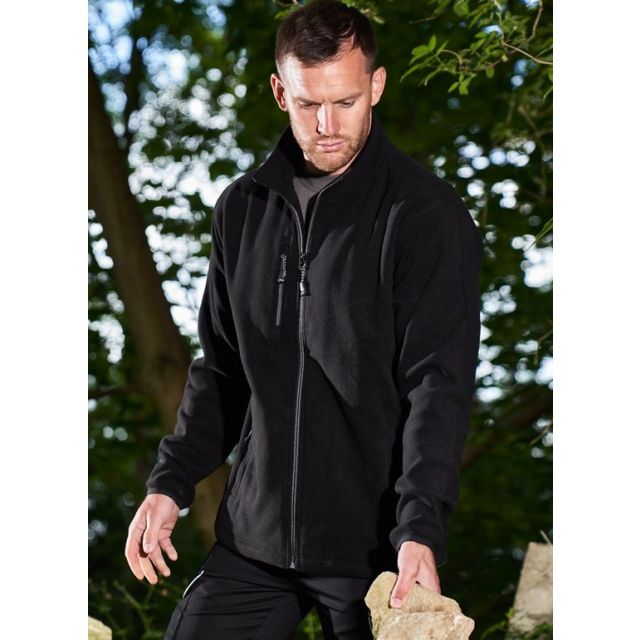 Model wearing ORN Falcon Earthpro Fleece