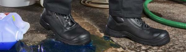 Buying Safety Boots for Work: Considerations for Business Owners and Employees Alike