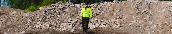 Hi Vis Jackets: Choosing the Best for Safety and Comfort